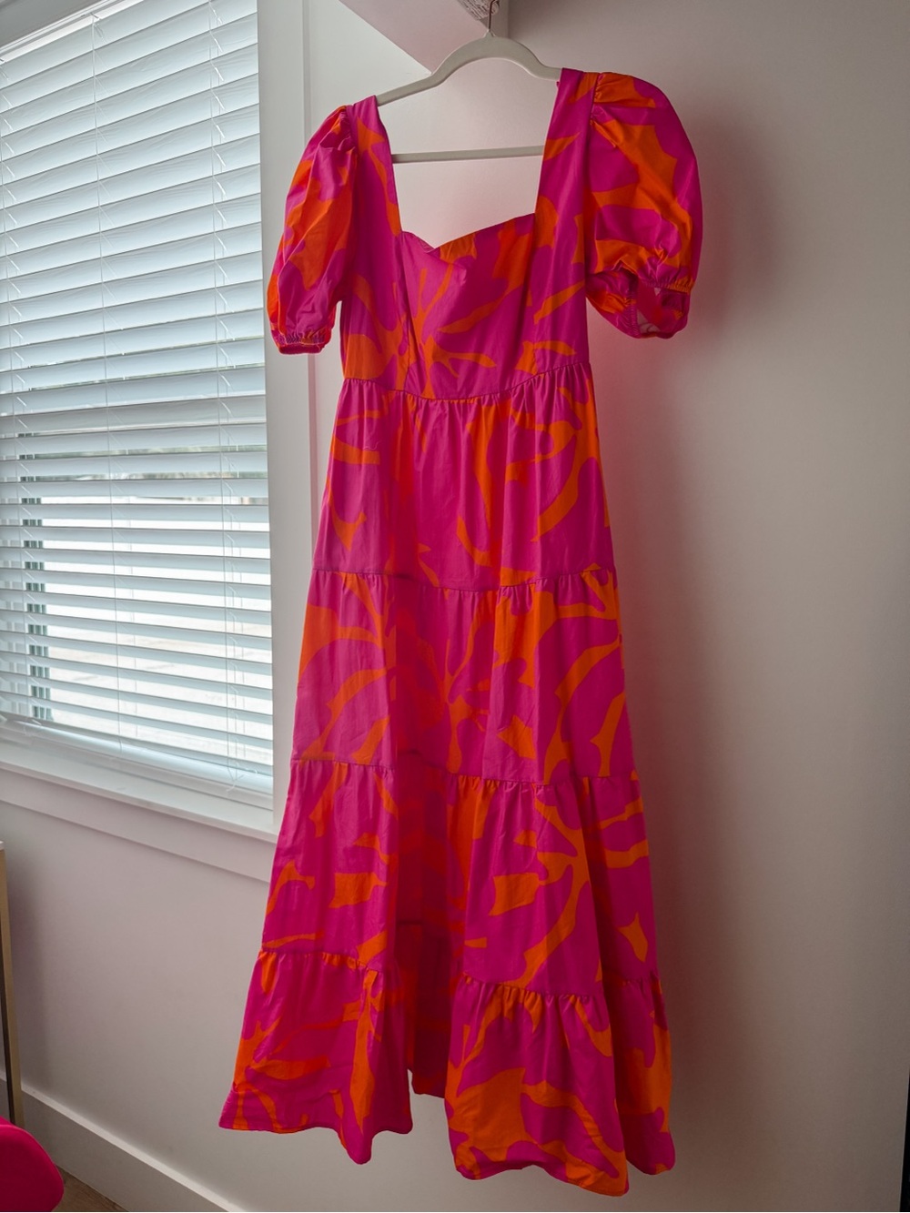Vibrant Hot Pink & Orange Tiered Puff-Sleeve Maxi Dress